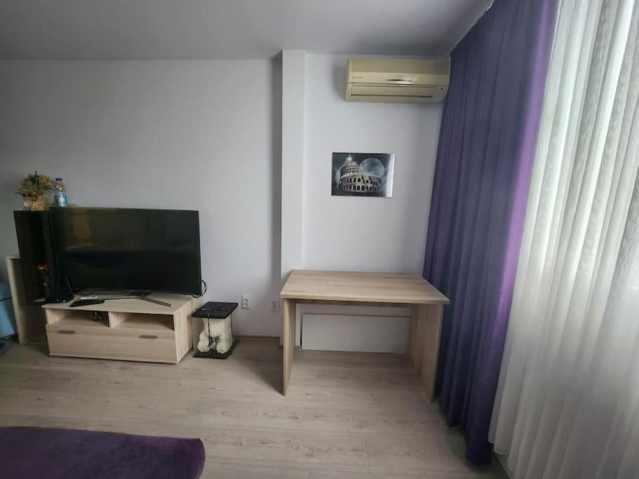 Modern Apartment. Best Location Софія Екстер'єр фото